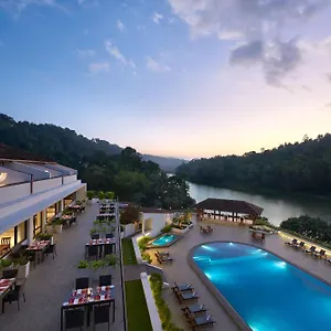Cinnamon Citadel Hotel